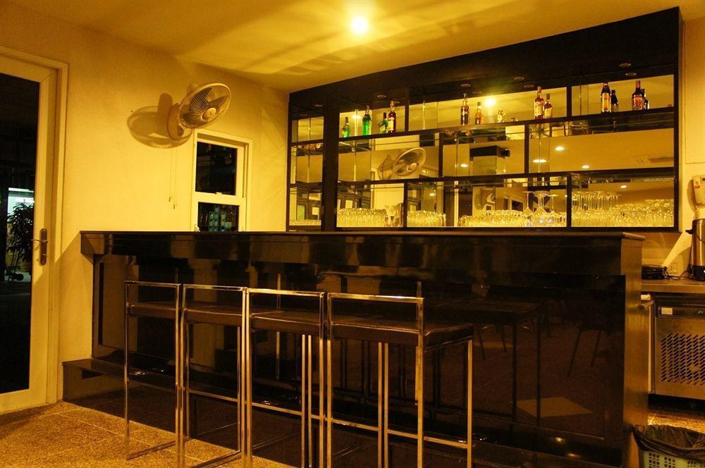 Noble House - 200 Meters Patong Beach Phuket Екстериор снимка