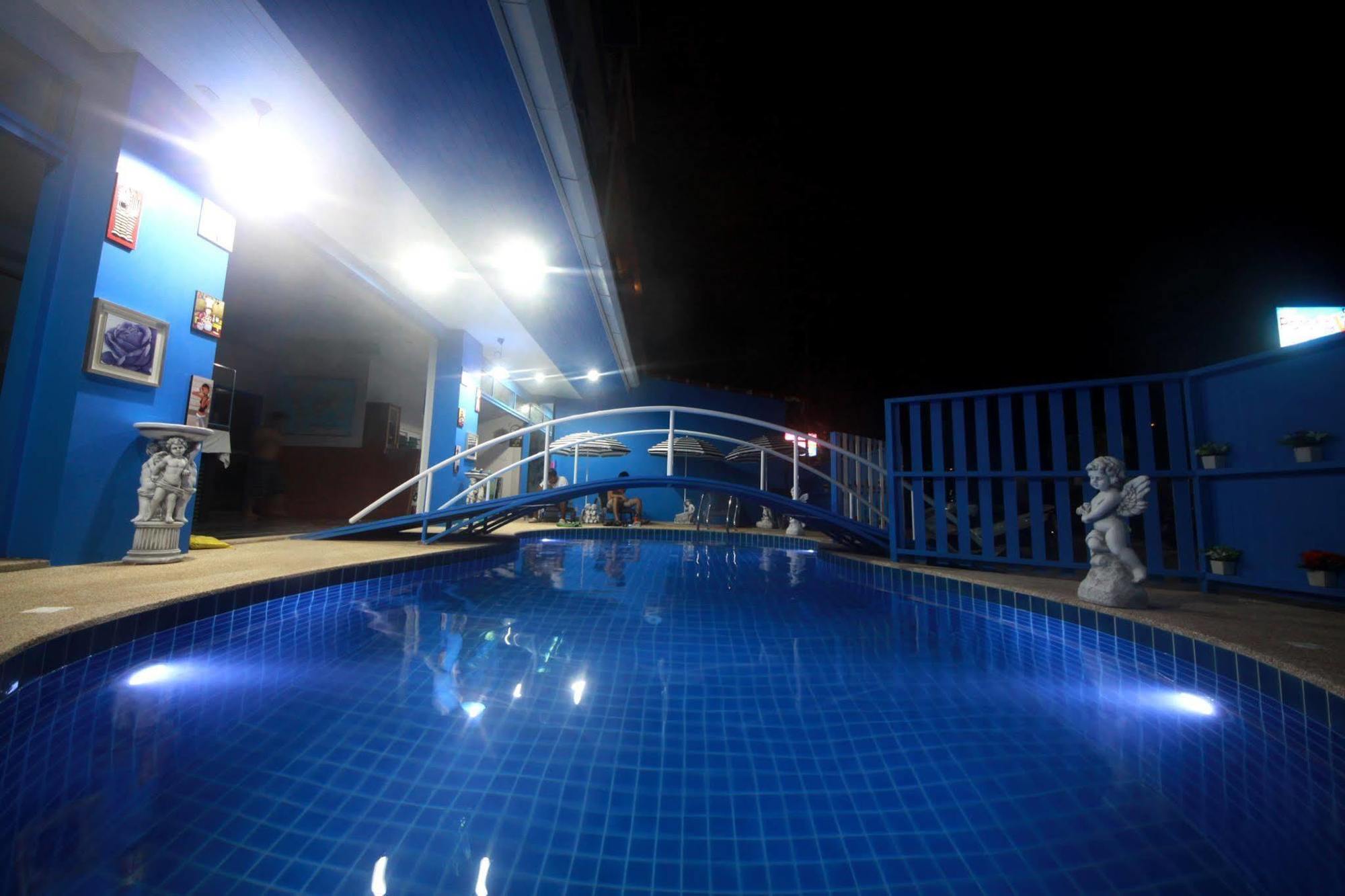 Noble House - 200 Meters Patong Beach Phuket Екстериор снимка