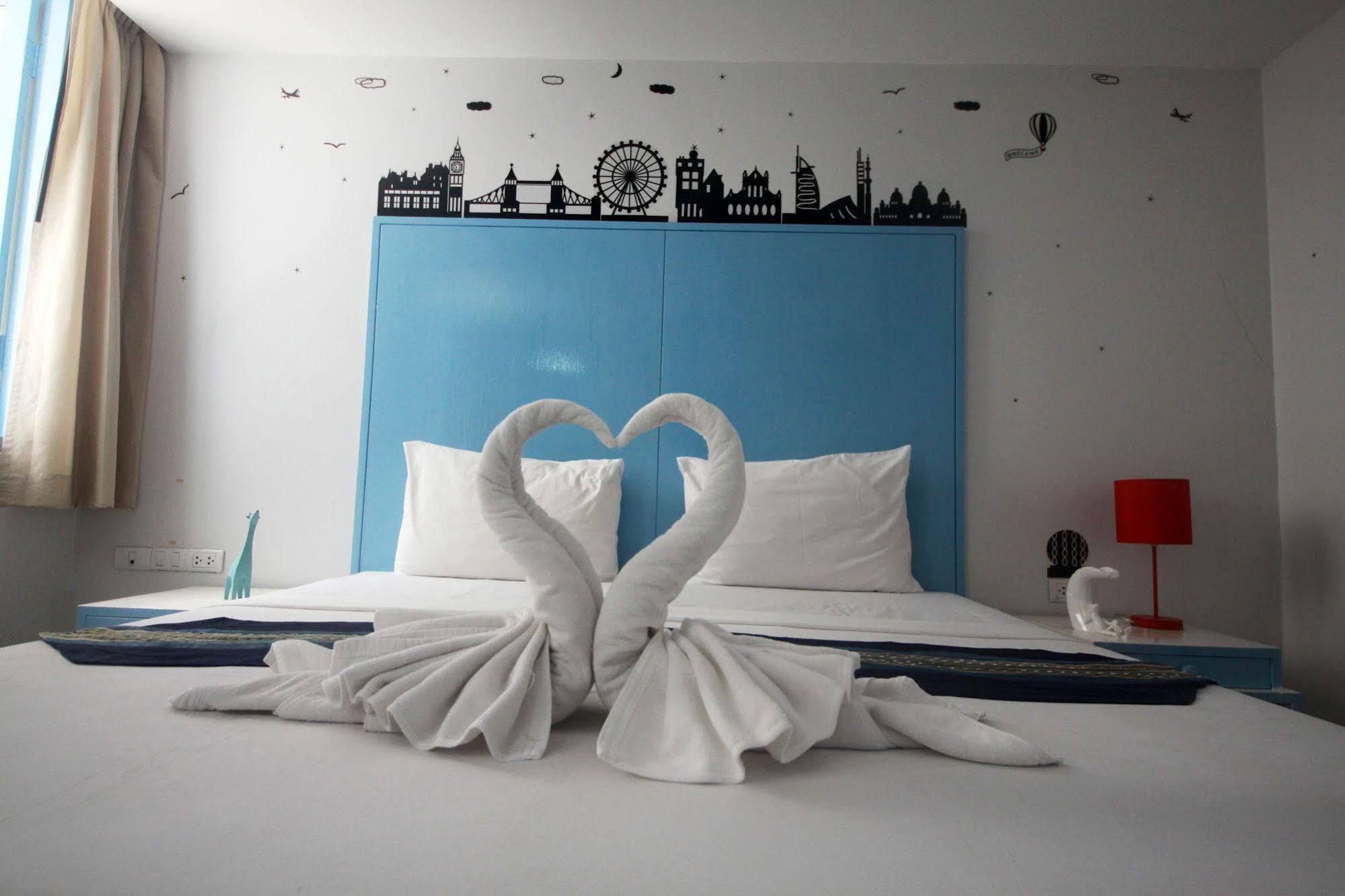 Noble House - 200 Meters Patong Beach Phuket Екстериор снимка